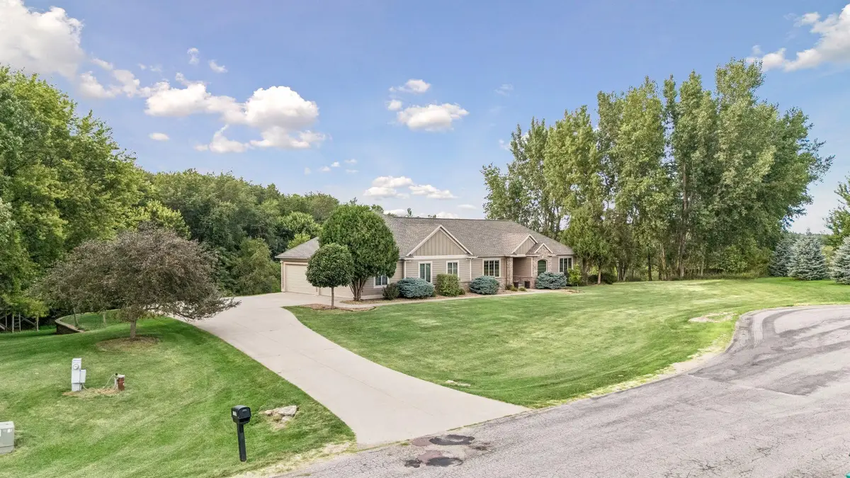 1057 Ridge Crest Lane Nw, Rochester, MN 55901 - #1