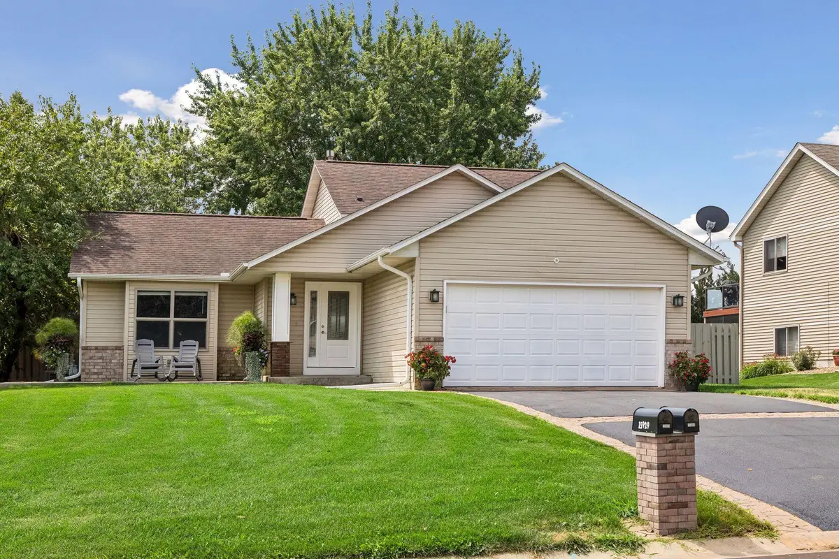 15944 Cascade Path, Rosemount, MN 55068 - #1