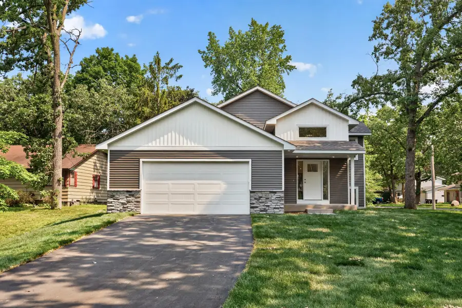 5832 Perry Avenue N, Crystal, MN 55429 - #3