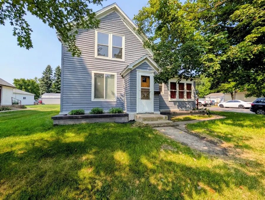 103 3rd Street Sw, Melrose, MN 56352 - #2