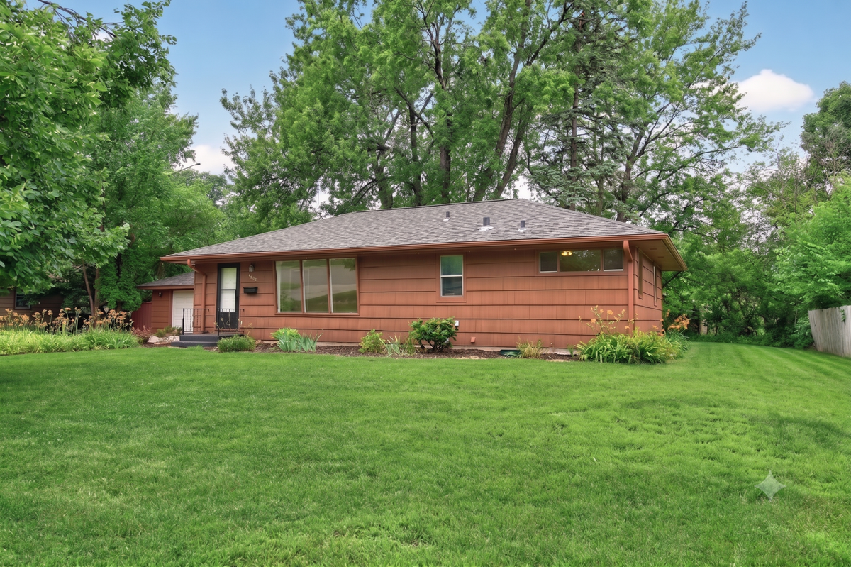 6941 Idaho Avenue N, Brooklyn Park, MN 55428 - #1
