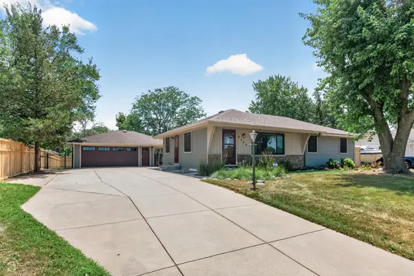 8207 Belden Boulevard S, Cottage Grove, MN 55016