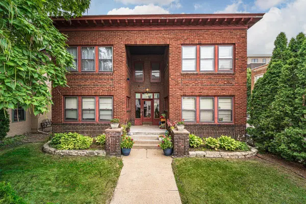 2895 James Avenue S #4, Minneapolis, MN 55408