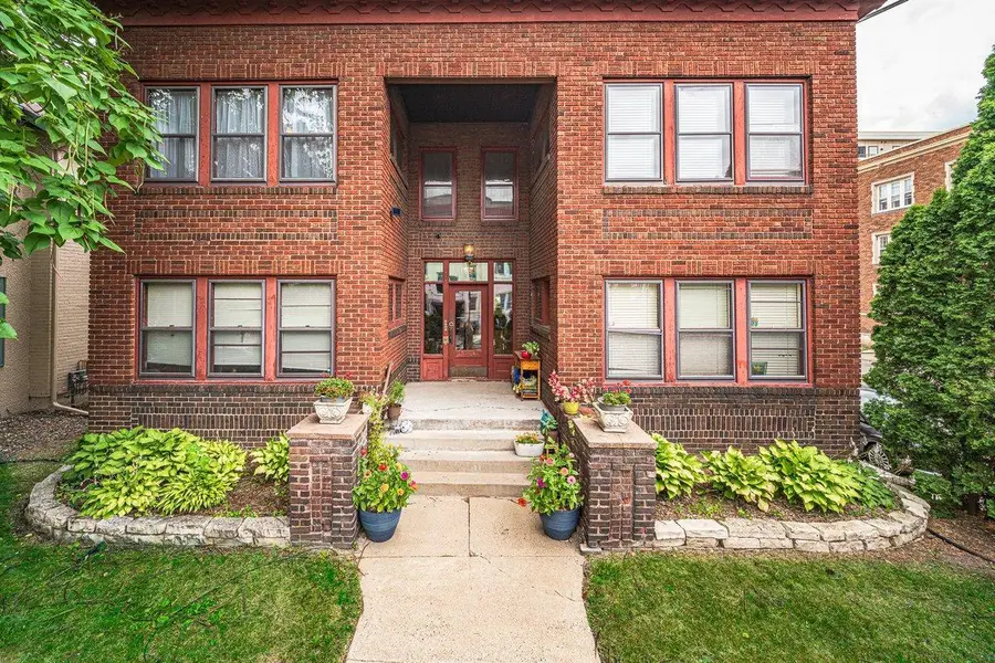 2895 James Avenue S #4, Minneapolis, MN 55408 - #2