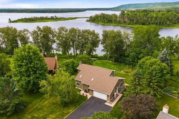 719 S 64th Avenue W, Duluth, MN 55807