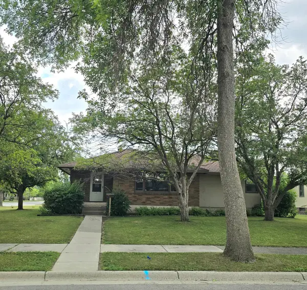 1301 9th Street, International Falls, MN 56649