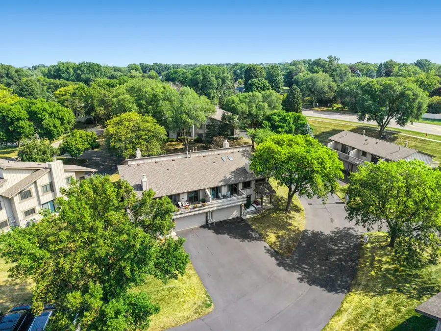 7232 Woodstock Curve, Bloomington, MN 55438 - #3