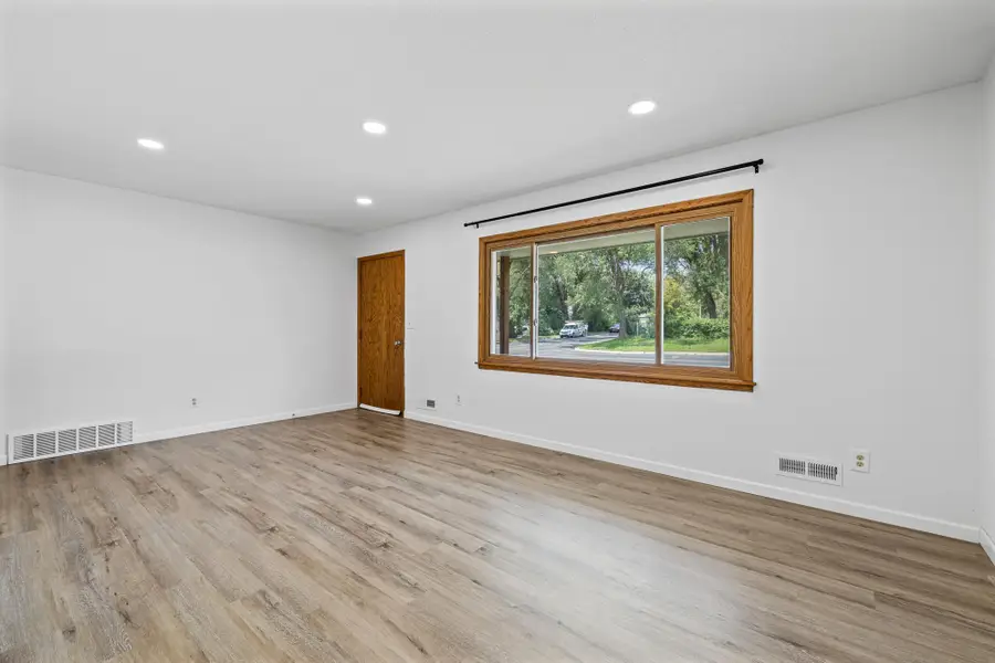 4321 Pleasant Street Se, Prior Lake, MN 55372 - #2