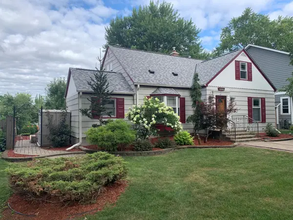 5744 Dupont Avenue S, Minneapolis, MN 55419