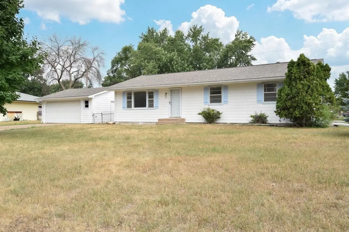101 98th Avenue Ne, Blaine, MN 55434 - #1