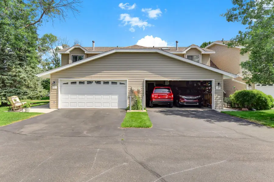 355 95th Lane Ne, Blaine, MN 55434 - #2