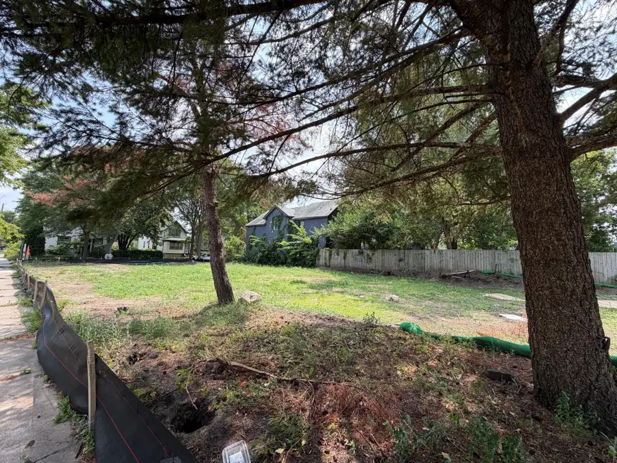2500 16th Avenue S, Minneapolis, MN 55404 - #2