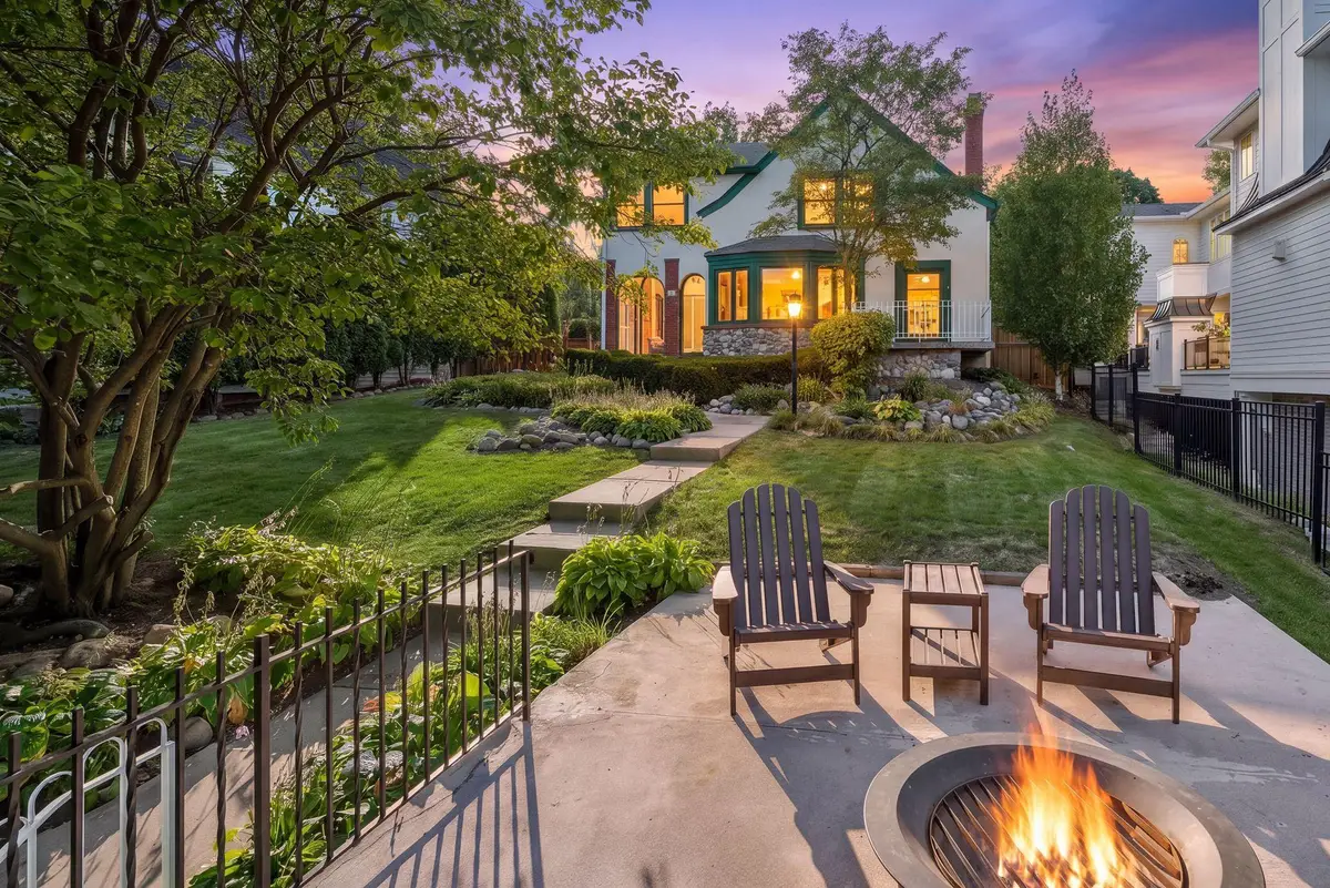 4120 Queen Avenue S, Minneapolis, MN 55410 - #1