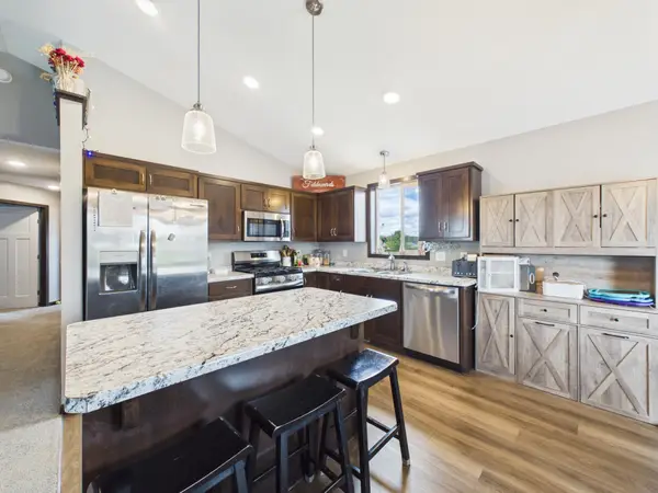114 Collina Circle, Avon, MN 56310