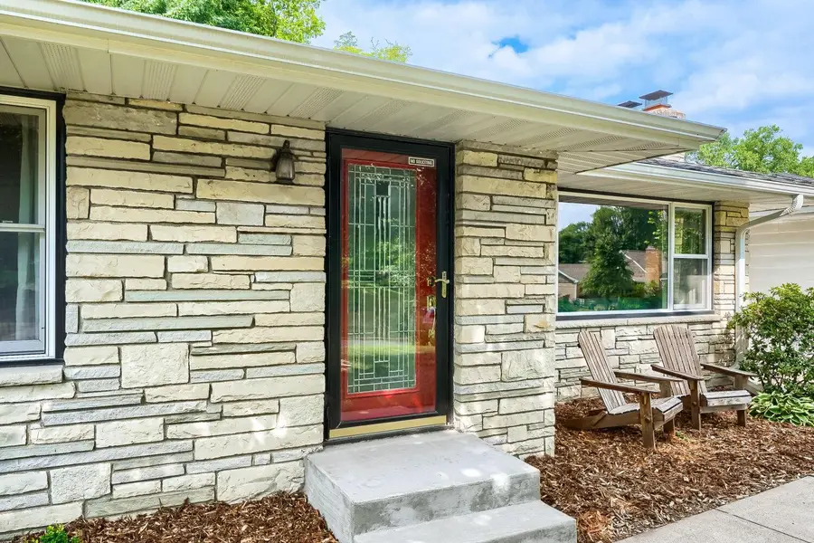 3705 Abbott Avenue N, Robbinsdale, MN 55422 - #3