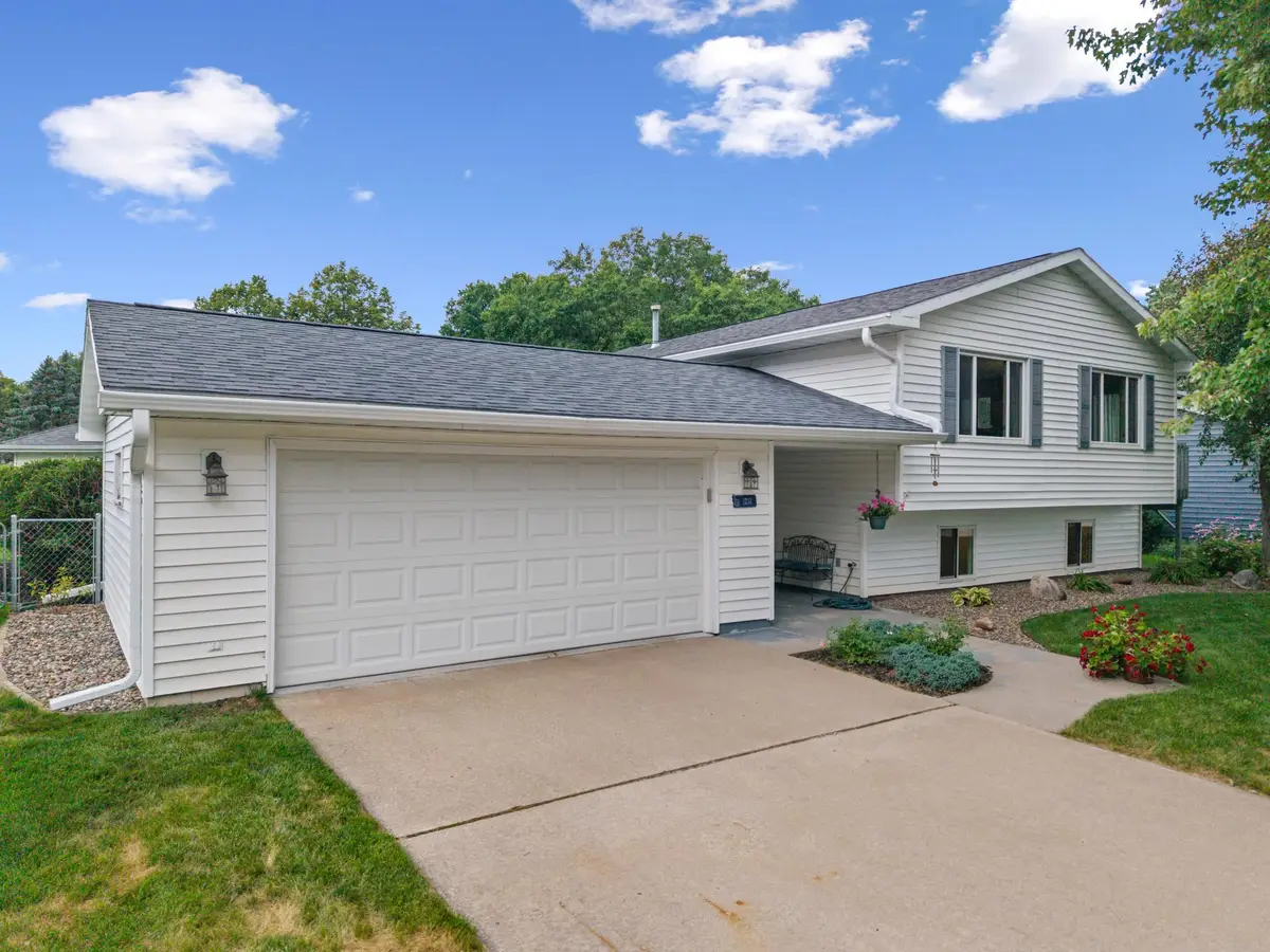 1218 Poplar Street, La Crescent, MN 55947 - #1