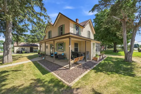 201 N Linden Street, Belle Plaine, MN 56011