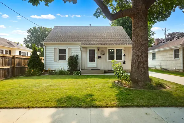 904 14th Avenue Ne, Rochester, MN 55906