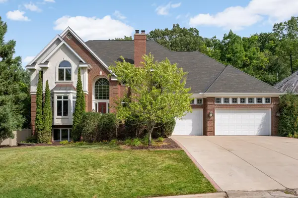 14709 White Oak Drive, Burnsville, MN 55337