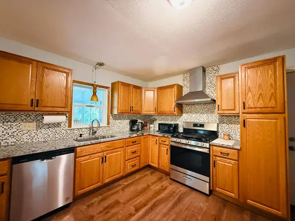8431 Palm Street Nw, Coon Rapids, MN 55433