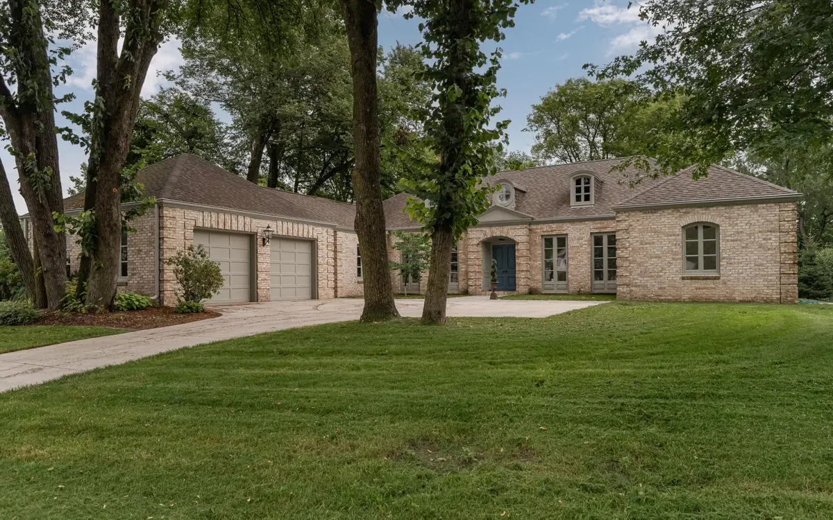 910 Folwell Drive Sw, Rochester, MN 55902 - #1