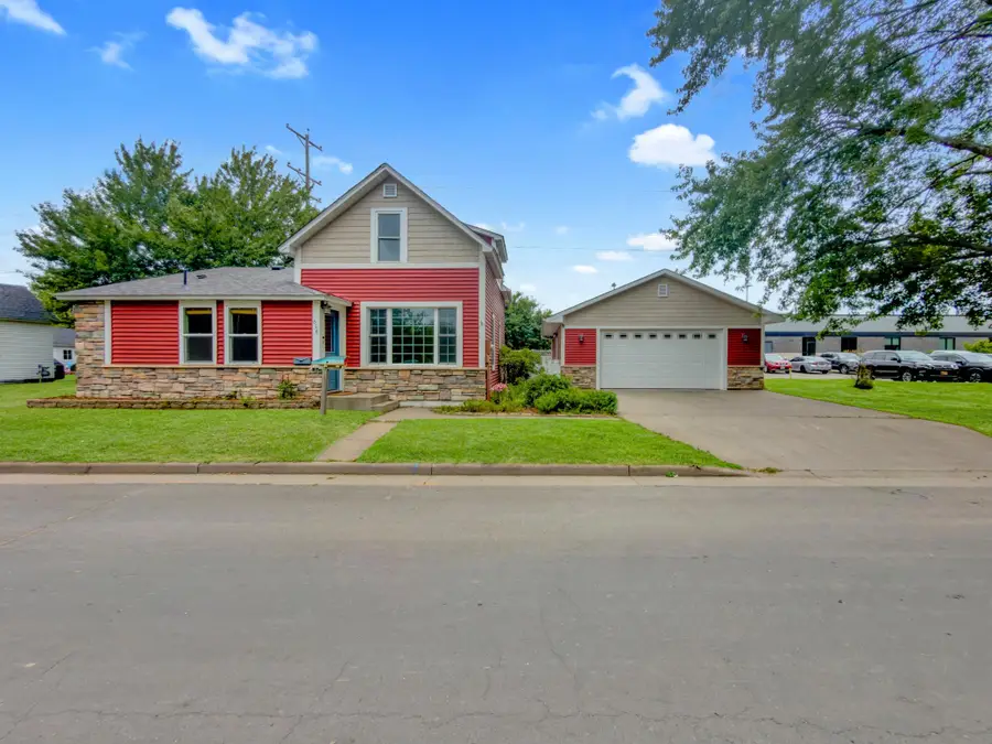 616 N Pierce Avenue, New Richmond, WI 54017 - #2