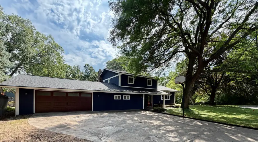 2144 Valley View Place, Saint Paul, MN 55119 - #2
