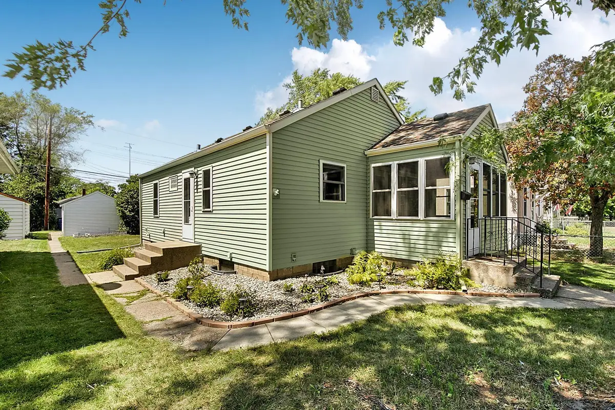 141 19 1/2 Avenue N, Saint Cloud, MN 56303 - #1