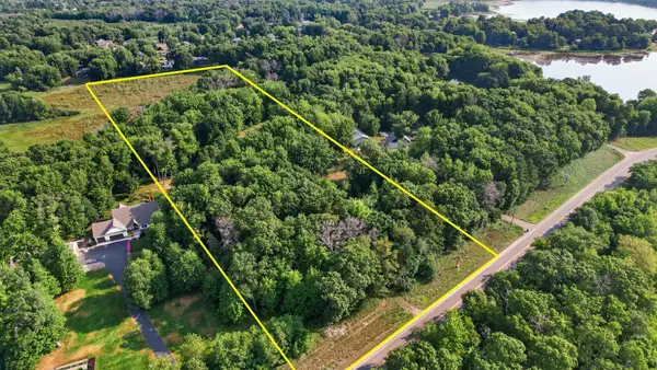 8055 Fawn Lake Drive Ne, Linwood Twp, MN 55079