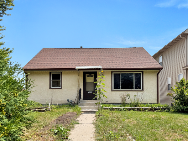 1644 Woodbridge Street, Saint Paul, MN 55117