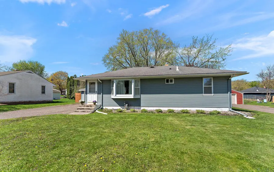 63 Ferndale Street N, Maplewood, MN 55119 - #3