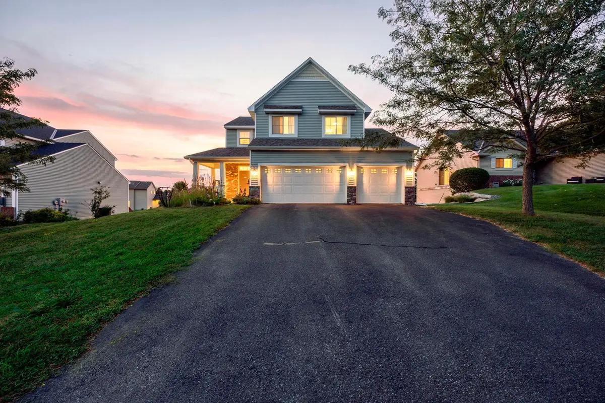 838 10th Avenue Ne, Lonsdale, MN 55046 - #1
