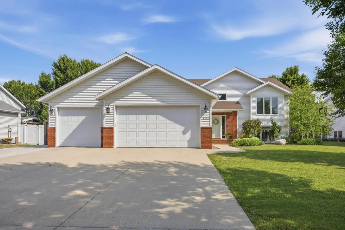 3515 44th Avenue S, Fargo, ND 58104 - #1