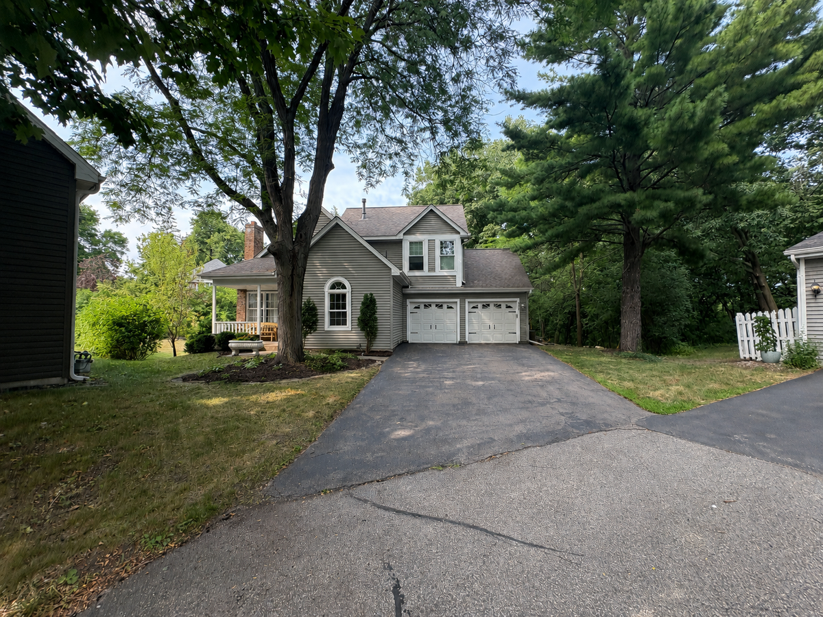 8935 Pine Bluff Court, Eden Prairie, MN 55347 - #1