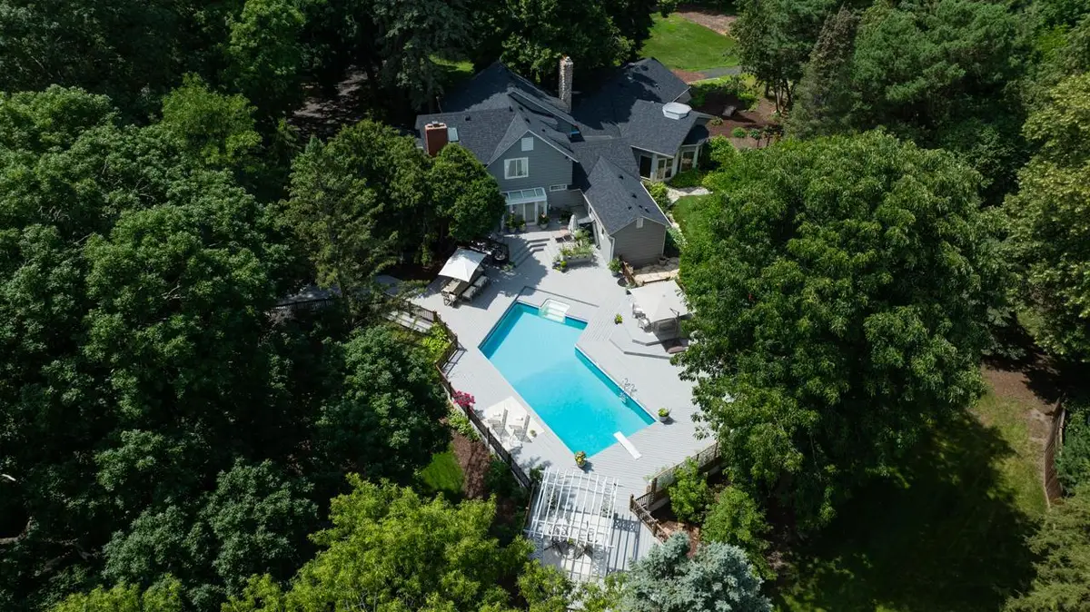 3865 Hillcrest Road, Deephaven, MN 55391 - #1
