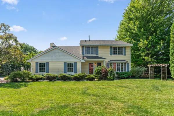 8020 Hidden Court, Chanhassen, MN 55317