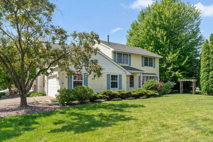 8020 Hidden Court, Chanhassen, MN 55317 - #2