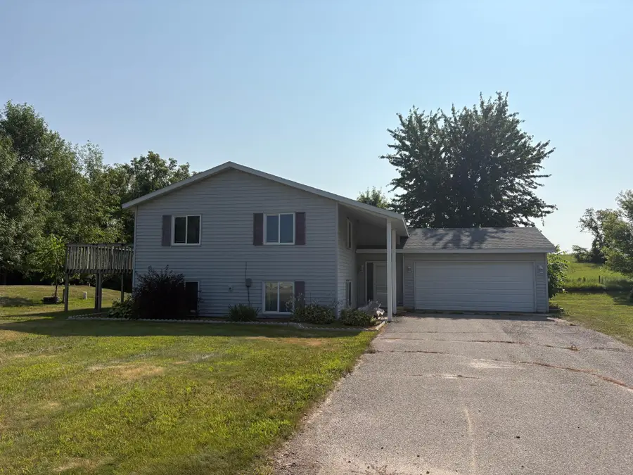 19900 Sunny Lane, Starbuck, MN 56381 - #2