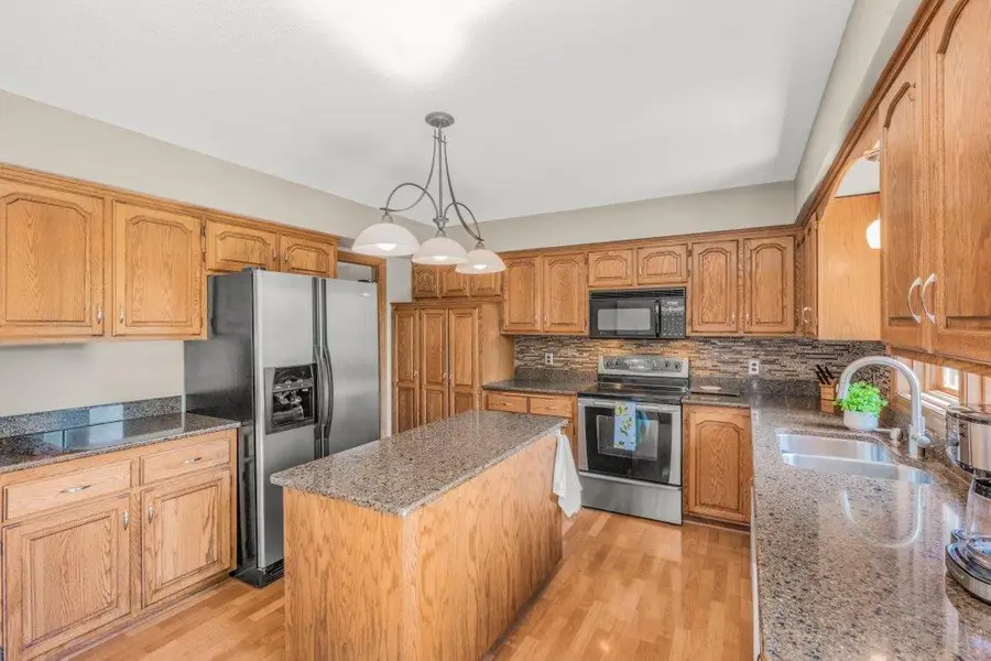8906 Ashley Terrace, Brooklyn Park, MN 55443 - #3