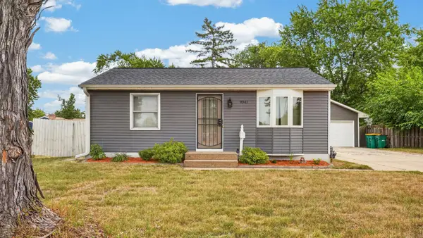 9041 Portland Avenue S, Bloomington, MN 55420