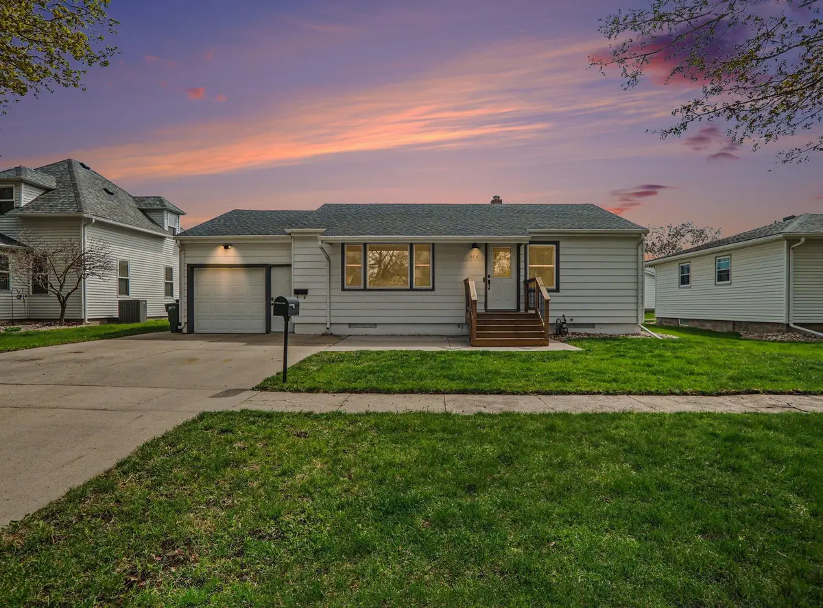 808 N Oakley Street, Luverne, MN 56156 - #1