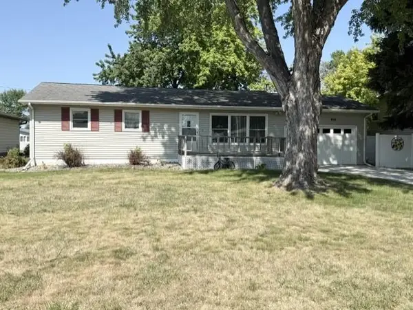 725 6th Street S, Breckenridge, MN 56520
