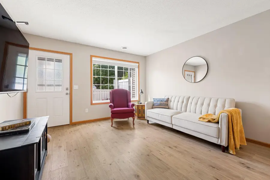 1229 Highpoint Curve, Shakopee, MN 55379 - #3