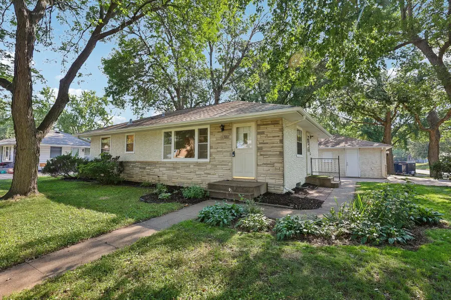 11301 Quince Street Nw, Coon Rapids, MN 55448 - #2
