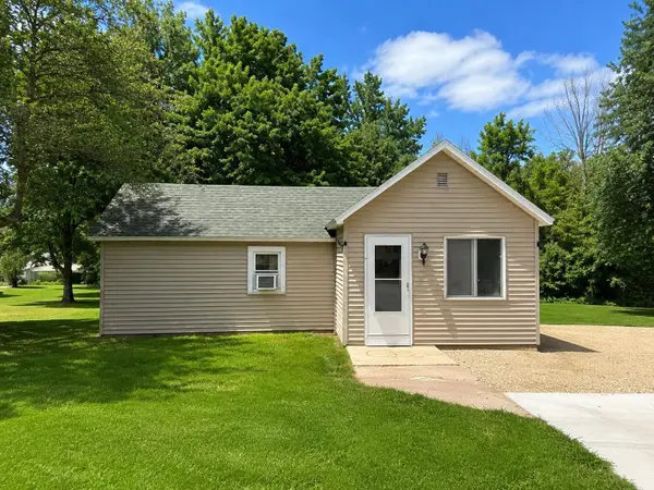 613 S Grant Street, Houston, MN 55943