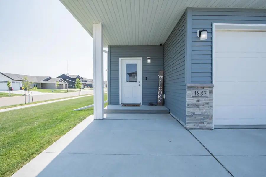 4887 Hampton Circle S, Moorhead, MN 56560 - #3