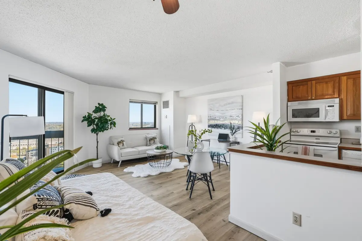 78 10th Street E #2807, Saint Paul, MN 55101 - #1