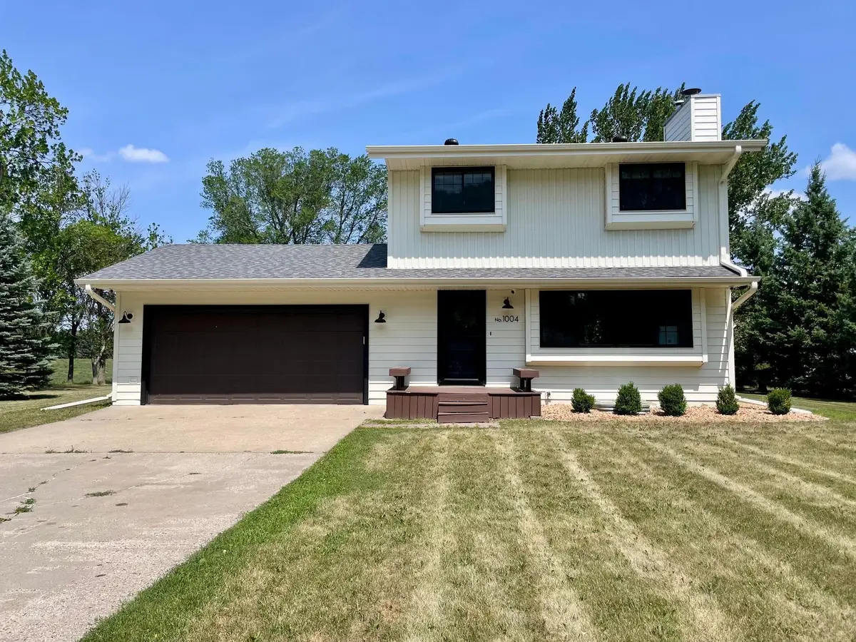 1004 63rd Avenue N, Moorhead, MN 56560 - #1