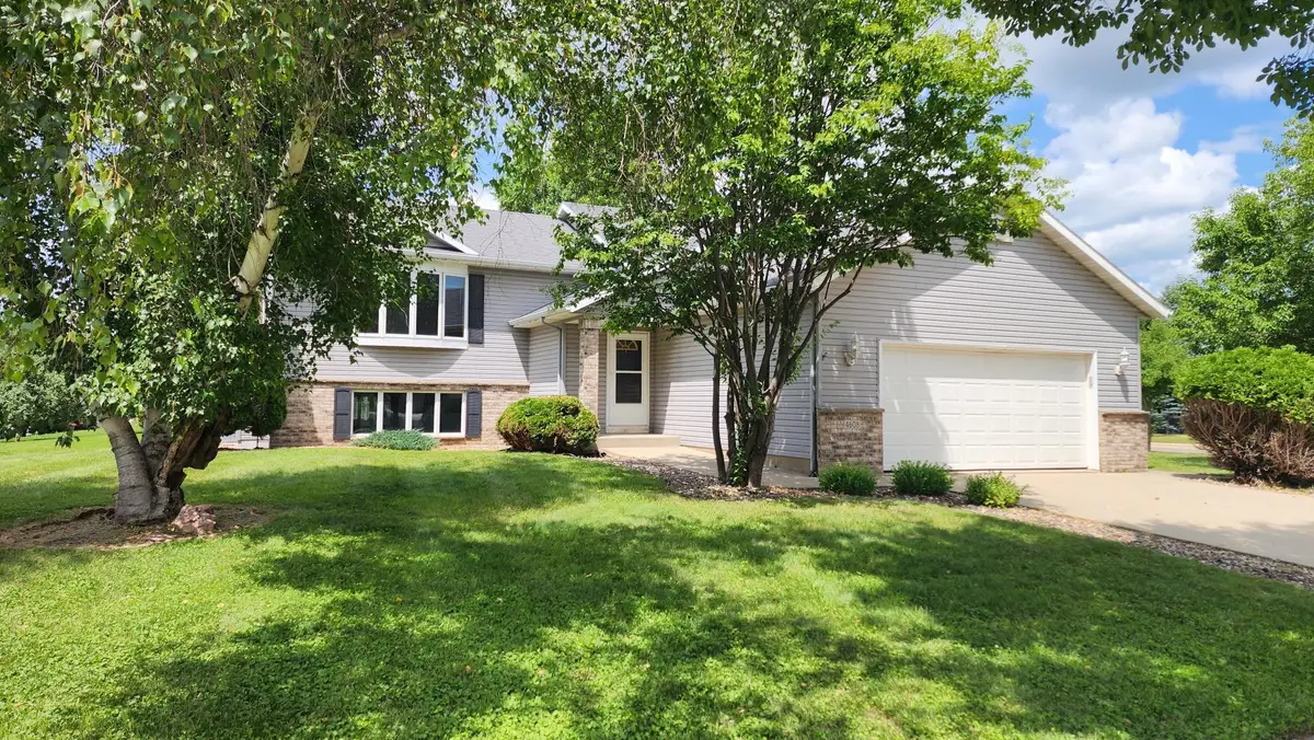 4608 Canterbury Court Nw, Rochester, MN 55901 - #1