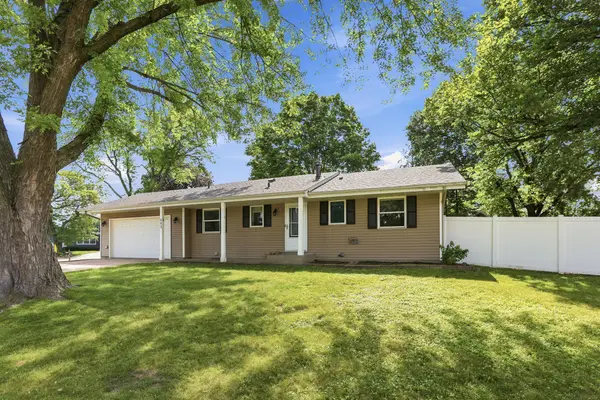 443 Cord Circle, New Brighton, MN 55112